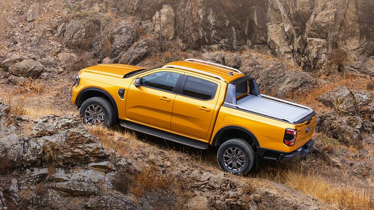 2022Ford_NextGenRanger_Wildtrak_side
