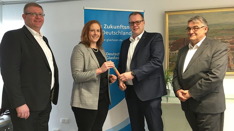 v.l.: Jens Meyering, Maren Wegener (Bürgermeisterin Gemeinde Lengede), Frank Niemeier und Stefan Keienburg