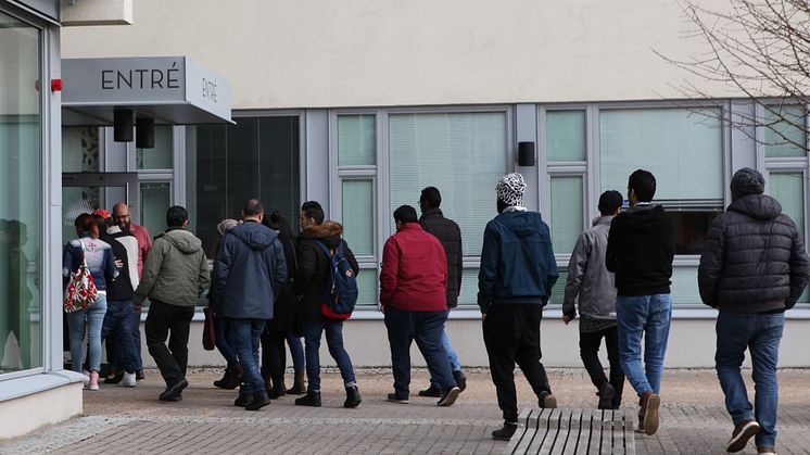 Högskolan slog upp portarna för flyktingar