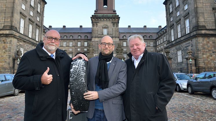 Politikerne: Vinterdæk på nu