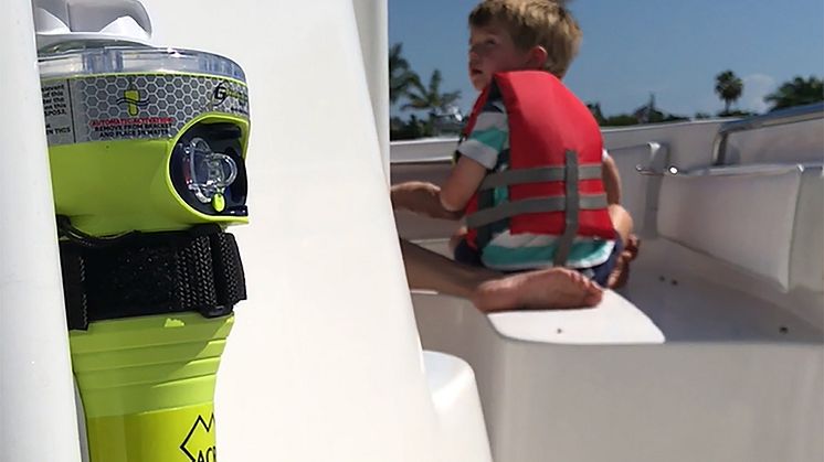 Hi-res image - ACR Electronics - ACR Electronics is supporting National Safe Boating Week by recommending the latest marine technology to help boaters enjoy a fun and safe season on the water