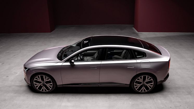 342422_Volvo_ES90_Exterior.jpg