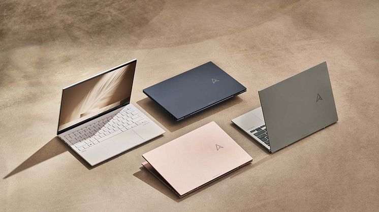 Zenbook S 13 OLED_UM5302_Scenario photo_03