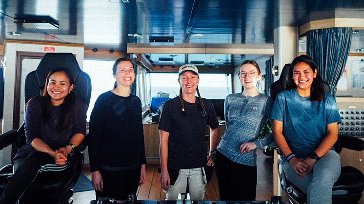 Furetank crew members from the left: Estifanie Eslit, Sanna Tovar Schoug, Therese Boman, Johanna Taremark and Charmaine Baron.