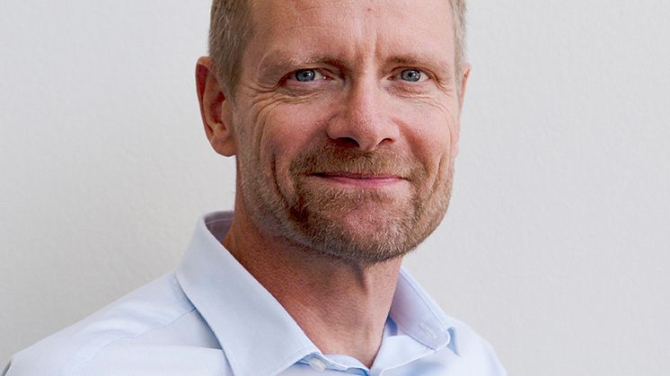 Anders F Olesen