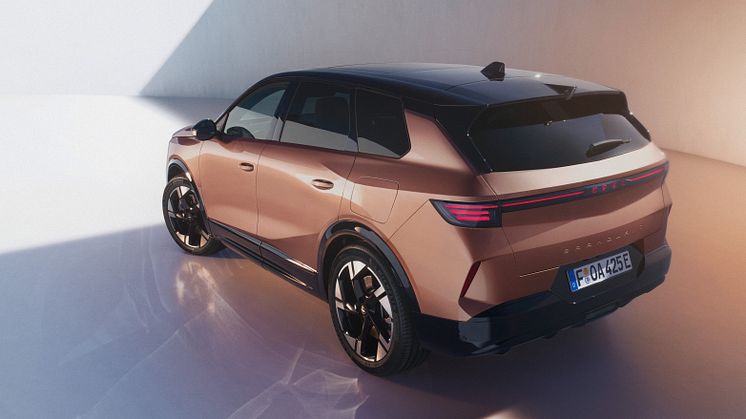 Opel_525159.jpg