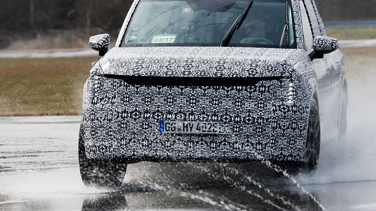 Kia_EV9_Papenburg_hires_27