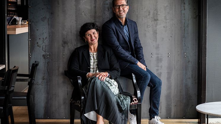 Simona Bamerlind, Head of Region West & Nicklas Persson, responsible for HiQ's expansion to Jönköping. Photo: Anna Hållams