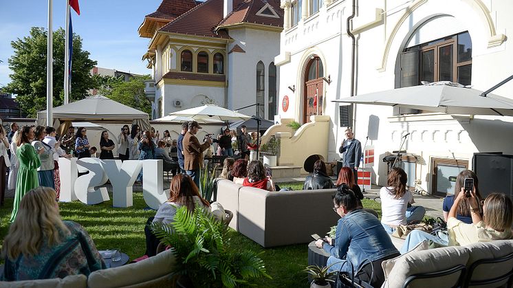 JYSK a lansat colecția de mobilier și accesorii de grădină pentru vara 2025