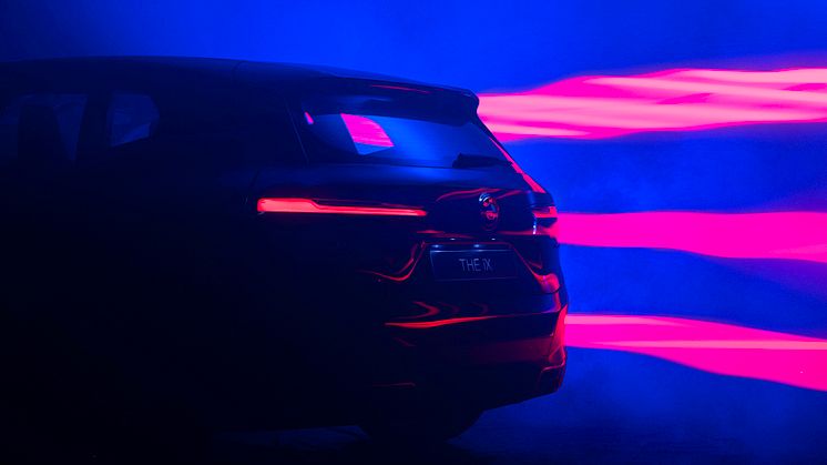 BMW iX_Hero_2.jpg