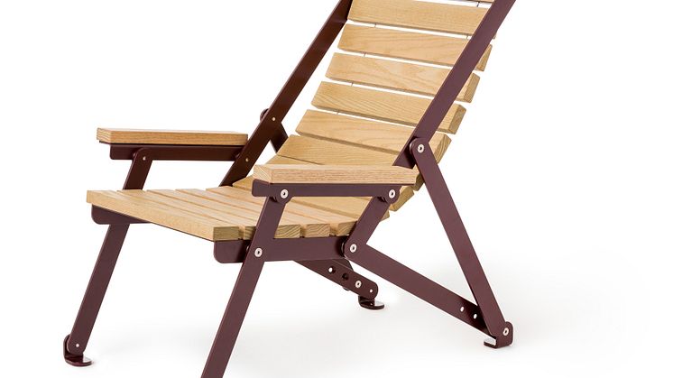 Loj Sunchair, design Thomas Bernstrand