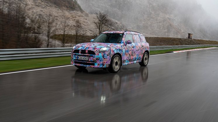 En helt ny generasjon MINI Countryman nærmer seg