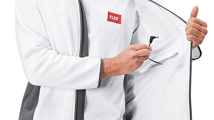 tf_white-10-8_18-0_men_usb-connect.jpg
