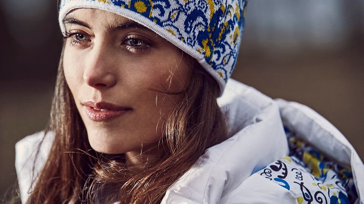 Falun down jacket, Falun light hat with pompom
