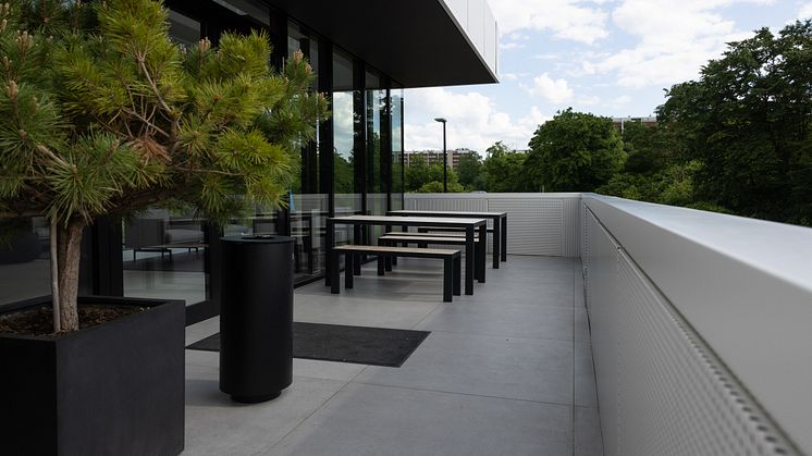 Audi charging hub i Nürnberg - terrassen ifm loungen