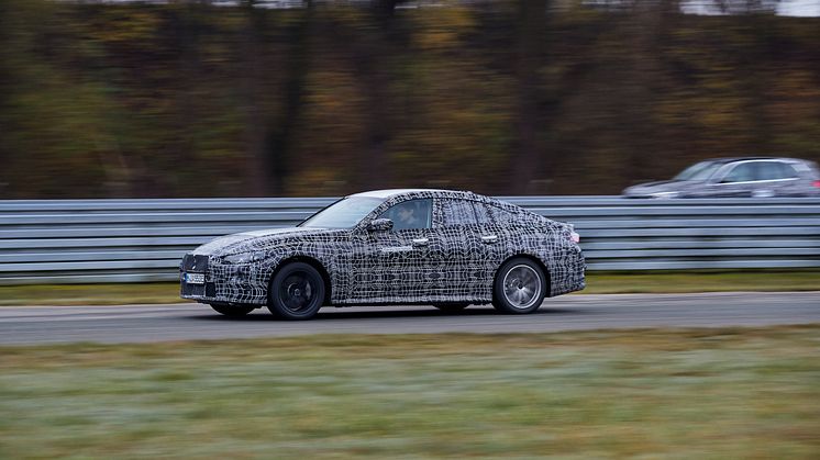 Helt nye BMW i4