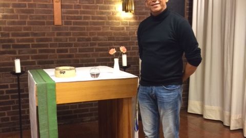 Lucka 23, Möt Bredängs Kyrka