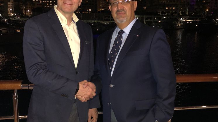Hi-res image - Inmarsat - Inmarsat has appointed SSI-Monaco as a reseller of its Fleet Xpress (FX) service. Pictured at Monaco Yacht Show are (L-R): Rob Myers, Inmarsat Maritime, with Dr. Ilhami Aygun, President and CEO SSI-Monaco