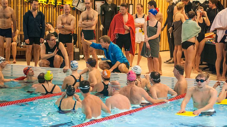 Dags för ny gratis träningskväll i Mörbybadet inför Stockholm Triathlon