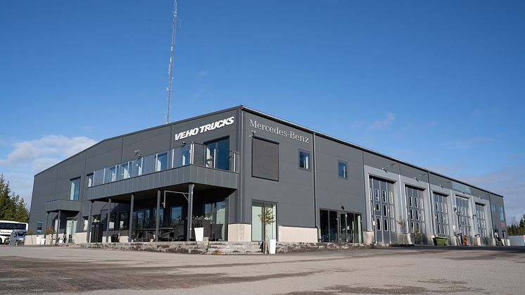 Veho Bil öppnar ny lastbilsanläggning för Mercedes-Benz i Gävle.