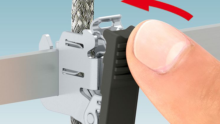 Shield clamps for one-handed tool-free operation