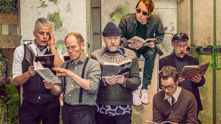Bob Hund har precis släppt boken Nybörjartur livet ut – en bok av och med Bob Hund. Torsdag 12 oktober kommer Jonas Jonasson och Thomas Öberg från det legendariska bandet till Dunkers kulturhus i Helsingborg för ett författarsamtal.