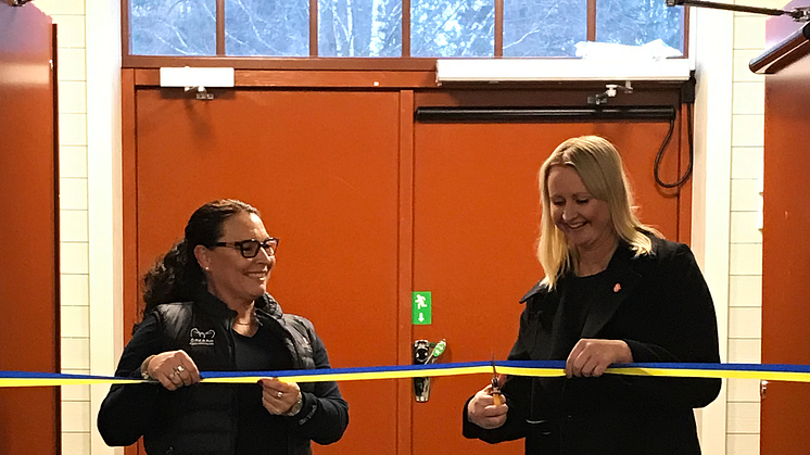Lotta Hillbom och Madelene Spinord Semenets - Foto Örebro kommun