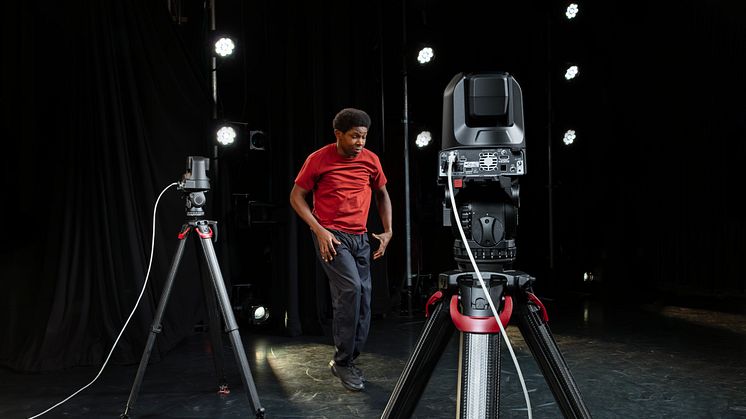 CR-N100-lifestyle-live-event-setup_2