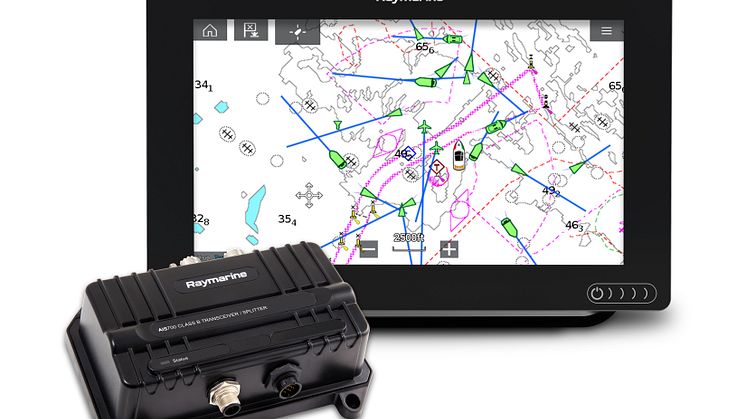 High res image - Raymarine - AIS700 showing chart targets