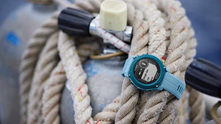 Der erste smarte Tauchcomputer mit Teilen aus recyceltem Ocean Bound Plastic: Die Descent G1 Solar Ocean Edition.