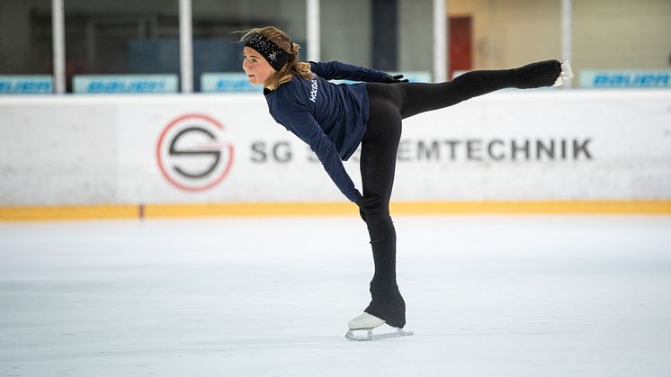 HOLIDAY ON ICE ACADEMY Sommercamp Hamburg Carolina Raabe