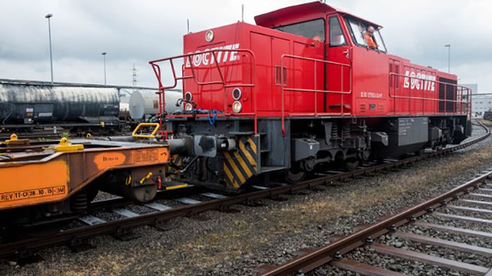 ​Den definitiva utmaningen för Loctite: Dra ett godståg på 208 ton med tre gram lim