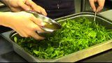 ”Barn i köket”-kurs i Gastros kök: Grönsallad för unga kockar