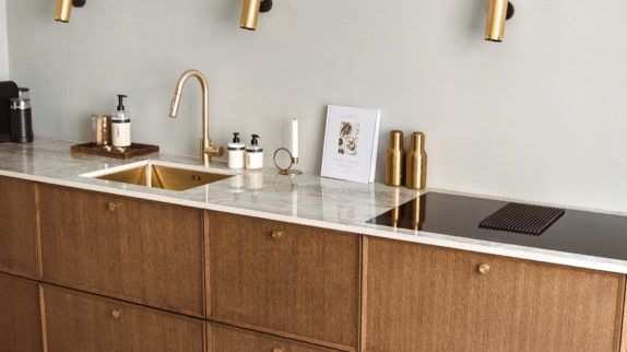 Rasmus Mallings drömkök från Reform med bänkskivor i Dekton Taga
