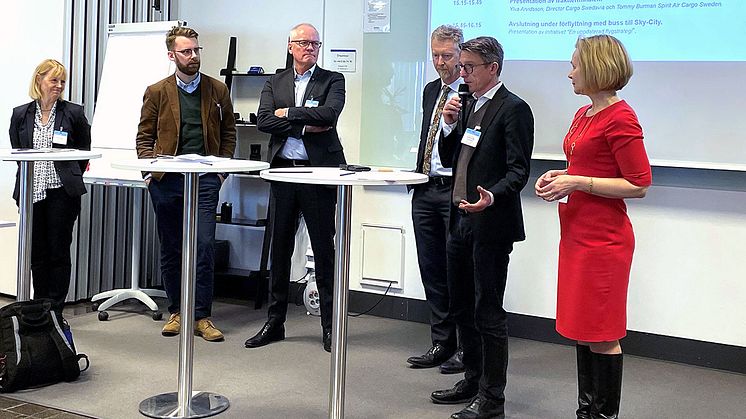 Flygplatsanslutning till järnvägen