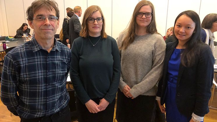 Rektor på Stovner vgs., Terje Wold, NAV-veilederne Lillian Endahl og Nina Ingebretsen og seksjonsleder  Thu Nguyen  på NAV Stovner. 