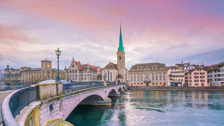 DEST_SWITZERLAND_ZURICH_GettyImages-1335550116_Universal_Within usage period_94497