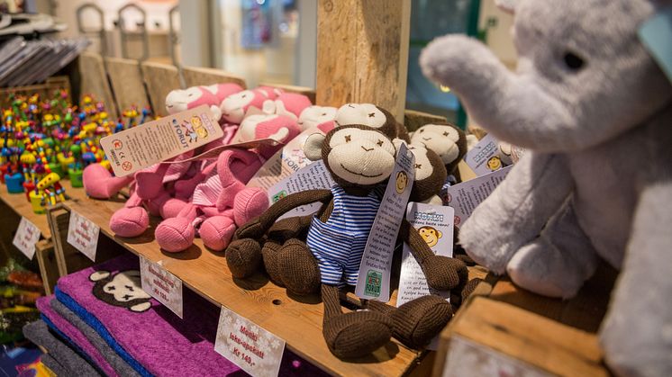 Minki, Monki og Yanay fra FORUT Barneaksjonen