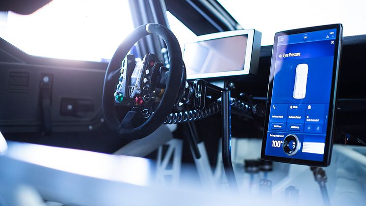 Ford Pro Electric SuperVan 2022 (23)