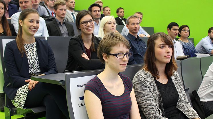 Absolventinnen und Absolventen des Akademischen Jahres 2015/2016 der Technischen Hochschule Wildau feierlich verabschiedet