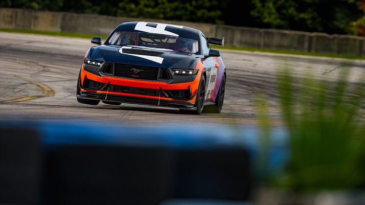 2023Ford_MustangGT4_20