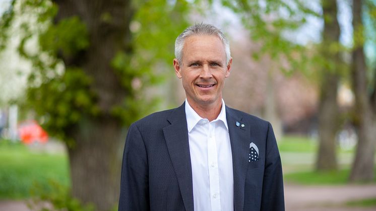 Fredrik Hansson (C)