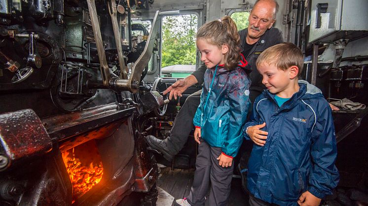 Fichtelbergbahn_Cranzahl_Oberwiesenthal_Familie_Foto TVE_GeorgUlrichDostmann063