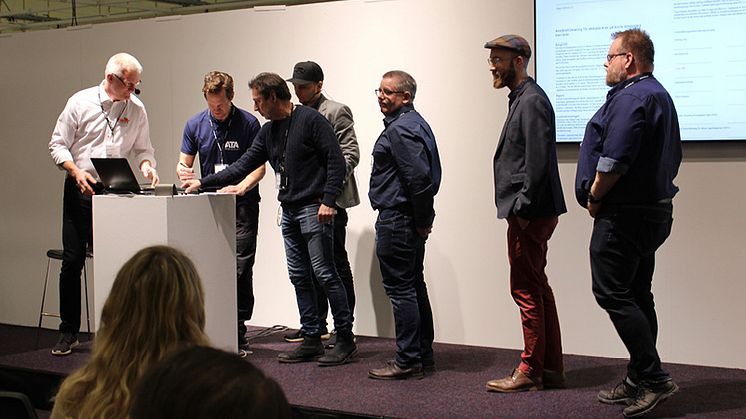 Avsiktsförklaring undertecknas av Göran Fredriksson, SBSV, Thomas Wuopio, SBSV, Jonas Malmryd, Göteborg, Mats Theander, Malmö, Kaj Hermansson, SAK, Steffan Risberg, Malmö, Johan Fällström, Linköping.