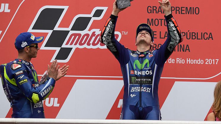 Movistar Yamaha MotoGPのM・ビニャーレスとV・ロッシが1-2フィニッシュ