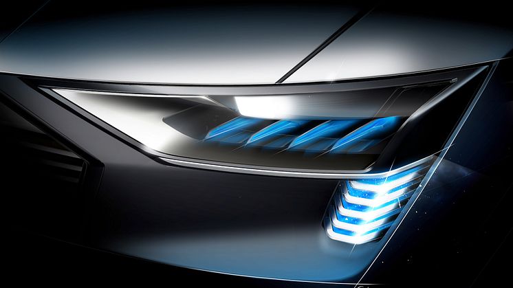 Audi e-tron quattro concept – Headlight with e-tron light signature with new OLED technology