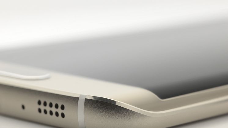 ​Samsung Galaxy S6 edge on kohtelias