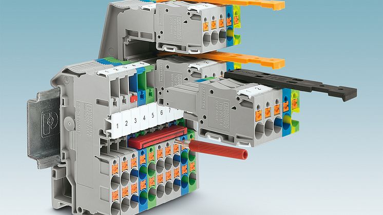 Grundplint för jackbar kontakt nu med Push-in anslutning upp till 4mm²