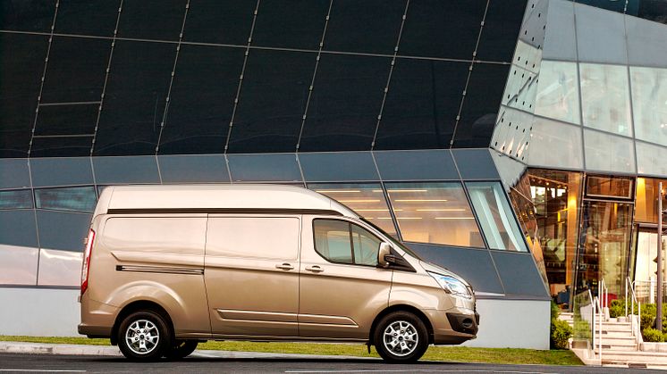 FORD TRANSIT CUSTOM HIGH ROOF - 2