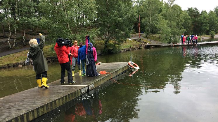 Livräddningskollo och tv-inspelning vid Bergsjöbadet
